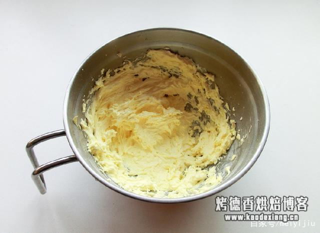 黄油打发技巧 烘焙入门技巧,黄油的软化与打发,看看这个做法你就明白了