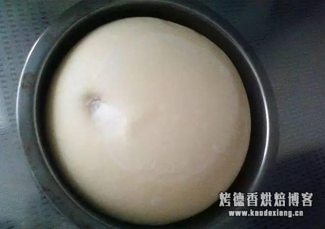 学烘焙需要揉面吗？面团揉面手法及发酵技巧，做面包不再难！（详细图解）