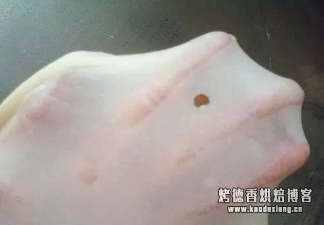 学烘焙需要揉面吗？面团揉面手法及发酵技巧，做面包不再难！（详细图解）