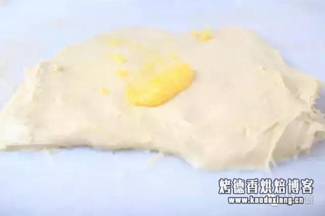 面团揉不出膜怎么补救?手揉面团,怎样做才能快速出膜?