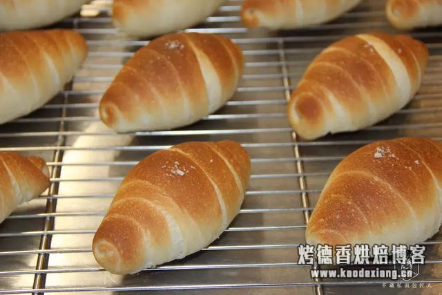 黄油代替品 黄油用完了,橄榄油和猪油能替代做面包吗?