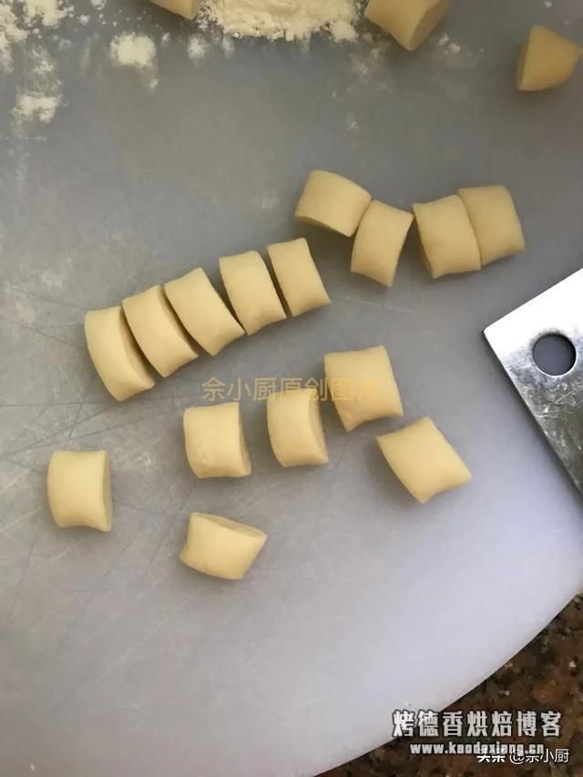 低筋面粉和中筋面粉蒸馒头哪个好吃？该怎么做？