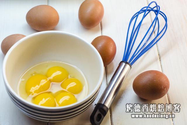 做蛋糕真的那么难吗?关于蛋清打发的所有知识点都在这里了