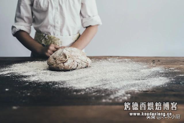 在家做面包老是失败,从发酵到烘焙,这一步一定不能搞错