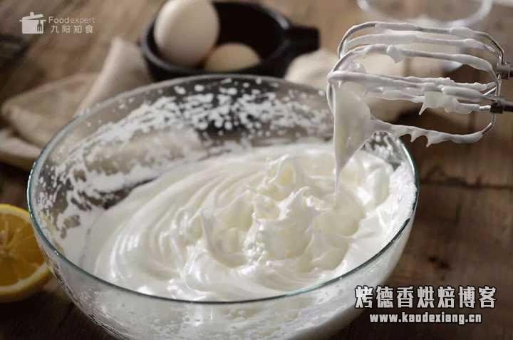 怎么用电饭煲做蛋糕?用普通面粉可以吗?