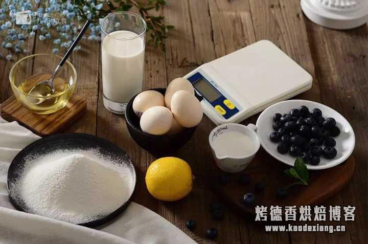 怎么用电饭煲做蛋糕?用普通面粉可以吗?