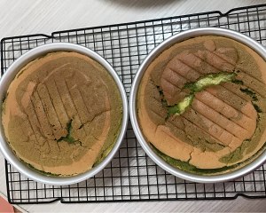 六寸抹茶戚风蛋糕胚，不回缩不塌陷  制作方法