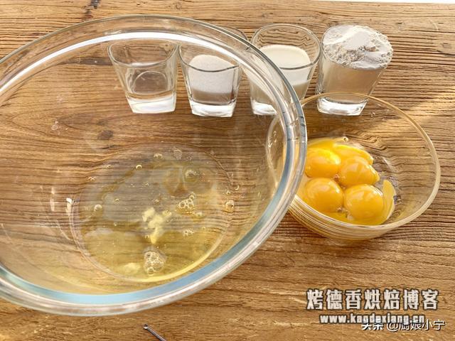 蒸蛋糕湿粘?塌陷?回缩?有腥味?没工具?看完这一篇帮你找答案