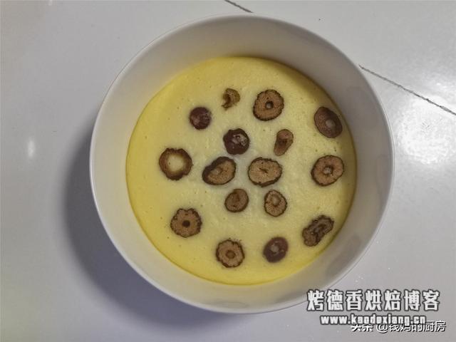 分享何炅老师的快手蒸蛋糕,配方比例超详细,新手也能一次做成功