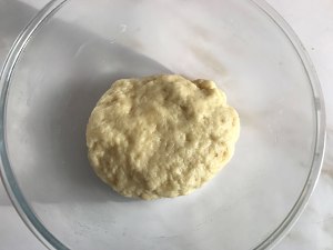 蛋黄酥，只需松弛一次的做法，适合新手 制作方法