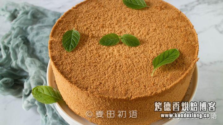 为了做好这个戚风蛋糕,我用了一整箱鸡蛋,从此告别凹底和塌陷