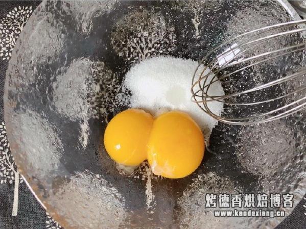 零失败的戚风蛋糕,松松软软味道好,再也不用买着吃了~宝宝辅食