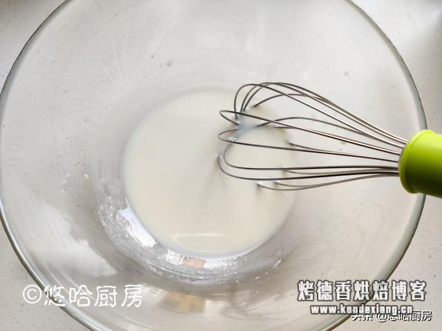 4个鸡蛋1碗面粉,分蛋打发操作,蛋糕不开裂不塌陷,轻松搞定