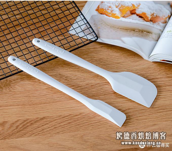 烘焙大讲堂 篇三：烘焙界“刀”之争，如何选择一把贴心如意的刮刀？