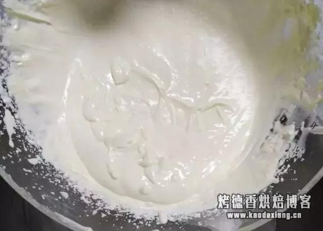 想做生日蛋糕?淡奶油打发很重要!必知小技巧