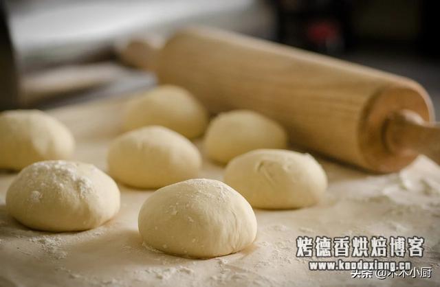 在家做面包老是失败,从发酵到烘焙,这一步一定不能搞错