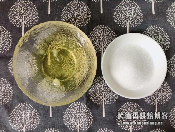 零失败的戚风蛋糕,松松软软味道好,再也不用买着吃了~宝宝辅食