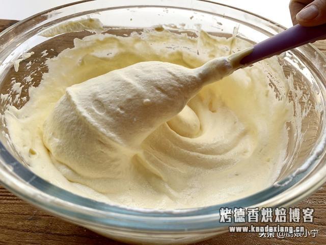 蒸蛋糕湿粘?塌陷?回缩?有腥味?没工具?看完这一篇帮你找答案