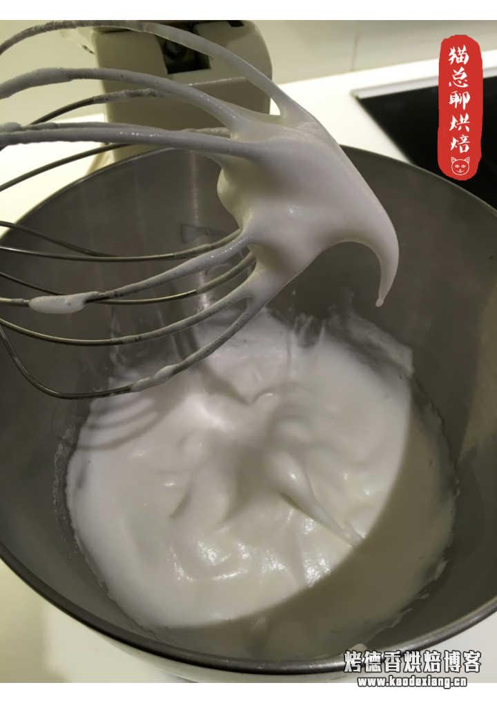 如何检查蛋白霜的打发程度?