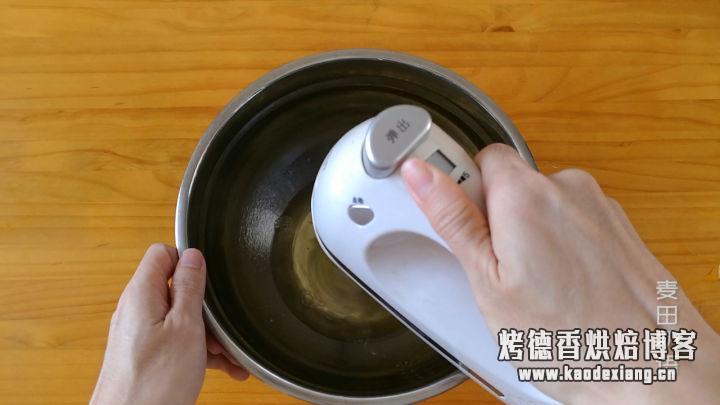 芝士浓郁的网红古早味蛋糕,不凹陷不回缩真的很简单