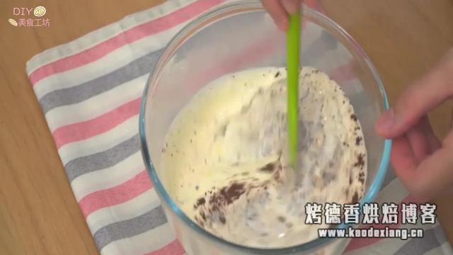 「烘焙教程」教你自制生巧克力，一块一块很好吃