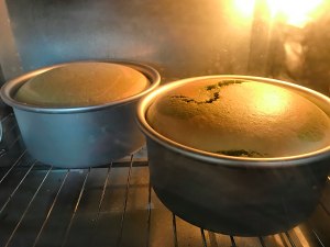 六寸抹茶戚风蛋糕胚，不回缩不塌陷  制作方法