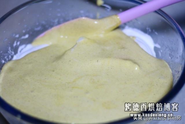 推荐给零基础烘焙爱好者学习的一款蛋糕做法,口感松软细腻