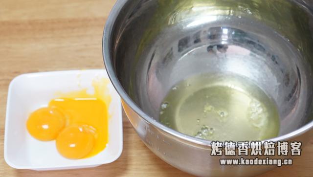 为什么戚风蛋糕总是失败?和海绵蛋糕有什么区别,看完这篇就懂了