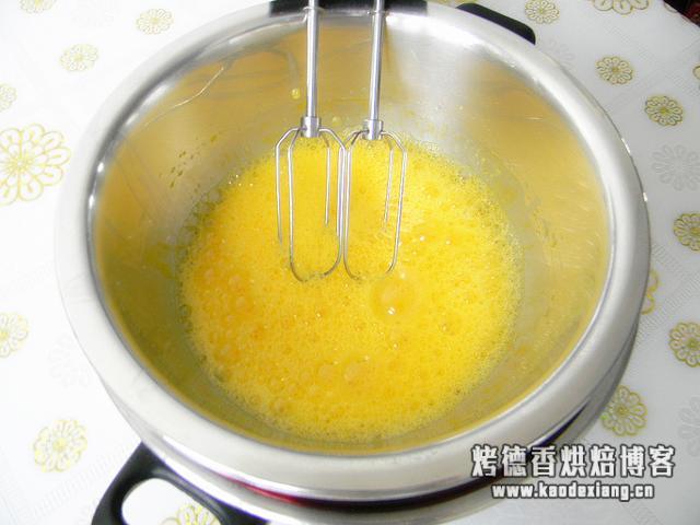无油又无水,细腻又好吃的蒸蛋糕,一个蒸锅就搞定 最简单的蒸蛋糕的做法