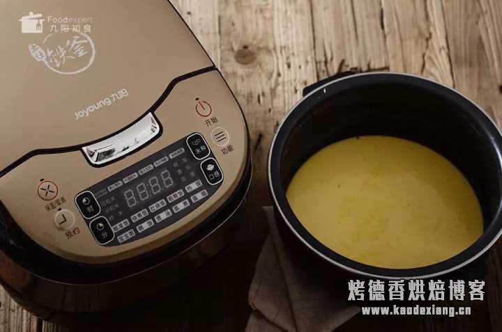 怎么用电饭煲做蛋糕?用普通面粉可以吗?