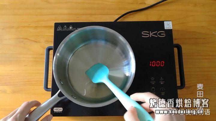 比戚风更简单,不凹不塌的古早味蛋糕,柔软细腻超好吃