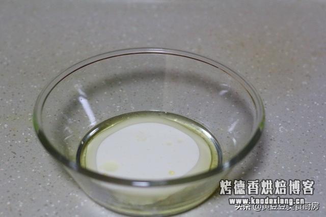 电饭煲蛋糕的做法图解 好吃不上火的蒸蛋糕,无添加,少糖少油,给孩子吃更健康美味