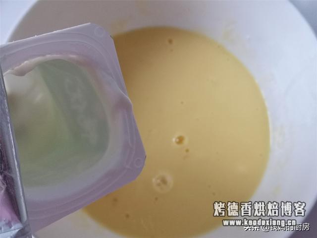 分享何炅老师的快手蒸蛋糕,配方比例超详细,新手也能一次做成功