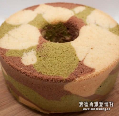 蛋糕想要松软成形关键是什么?不是搅拌也不是蛋清打发,是这一点