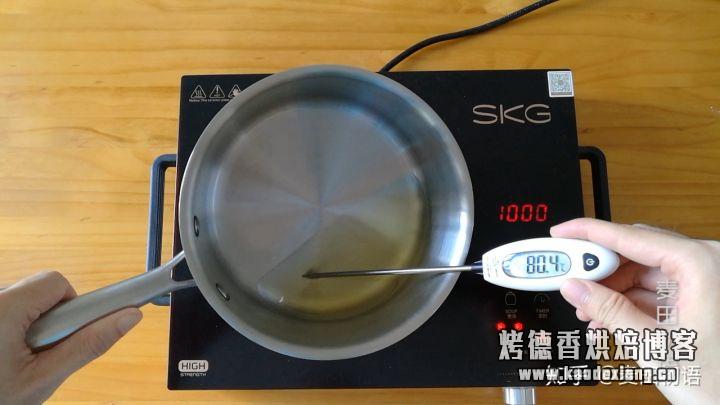 比戚风更简单,不凹不塌的古早味蛋糕,柔软细腻超好吃