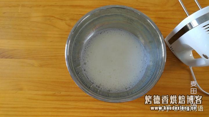 比戚风更简单,不凹不塌的古早味蛋糕,柔软细腻超好吃