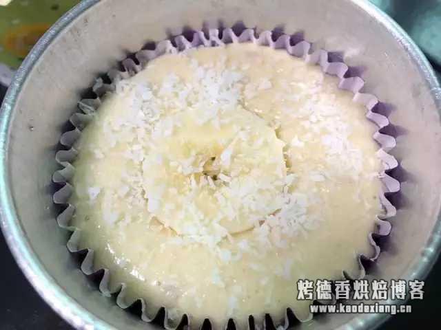 求不太甜不太油的靠谱纸杯蛋糕方子?