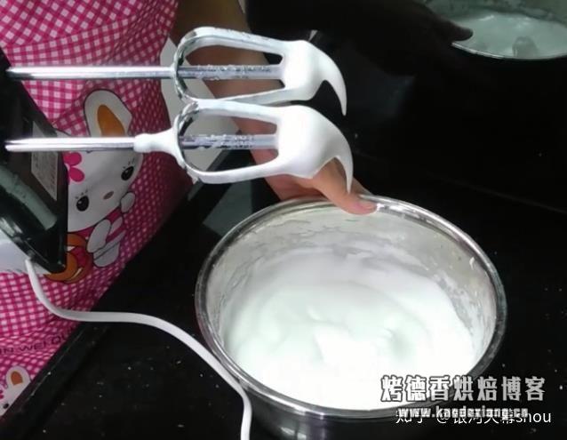 【蛋糕教程】教你戚风蛋糕零失败做法,蓬松柔软不塌陷,一次成功