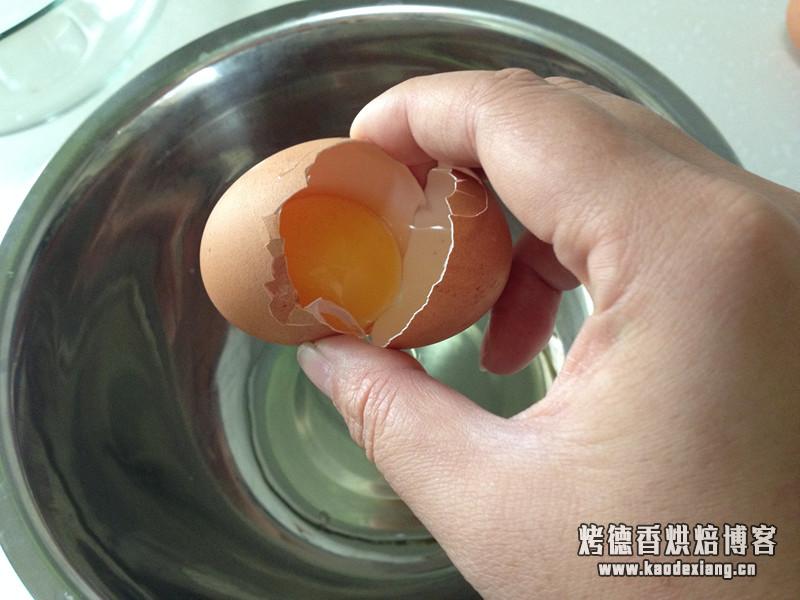 淡奶油怎么打发手动?如何打发蛋白?