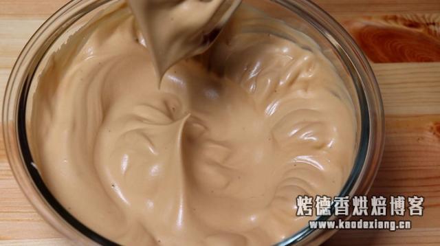 黑糖也能打发蛋白,注意这个步骤,闻着都想吃,戚风蛋糕N+3做法