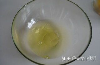 海绵蛋糕这样做出来真香,手把手教你在家做海绵蛋糕,看得流口水