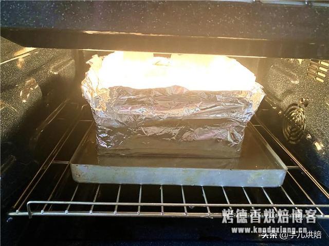 教你做巧克力古早味蛋糕,黄金比例配方,不缩不塌,棉花一般柔软
