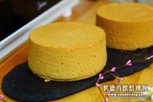推荐给零基础烘焙爱好者学习的一款蛋糕做法,口感松软细腻