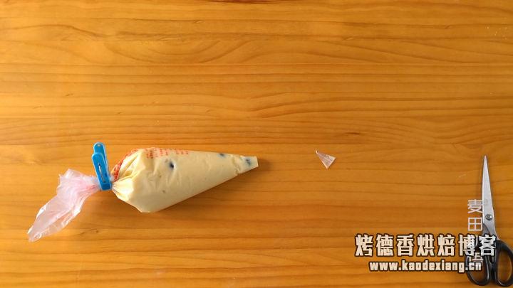 这款爆浆蓝莓玛芬蛋糕,烘焙新手也能玩转,出炉就吃了3个
