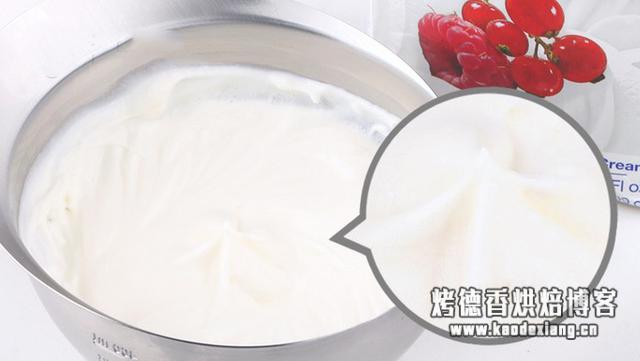 任何烘焙教程都不会告诉你的：最详细淡奶油使用测评