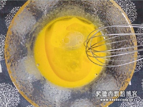 零失败的戚风蛋糕,松松软软味道好,再也不用买着吃了~宝宝辅食