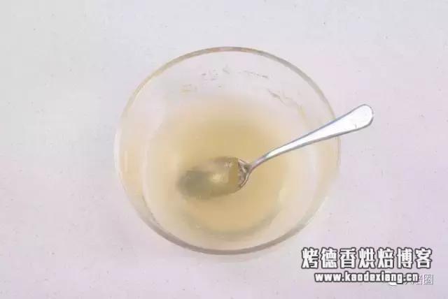 淡奶油制作方法  用牛奶自制省钱低脂淡奶油 结果令人大跌眼镜！