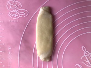 蛋黄酥，只需松弛一次的做法，适合新手 制作方法