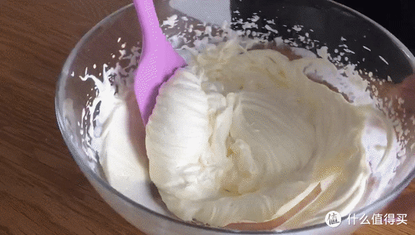 烘焙大讲堂 篇三：烘焙界“刀”之争，如何选择一把贴心如意的刮刀？