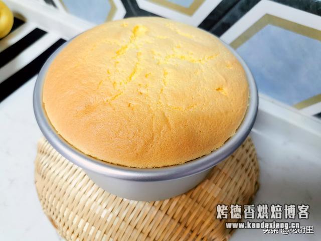 戚风蛋糕,最正确的比例和方法,一步步按照做,就能既松软又香甜